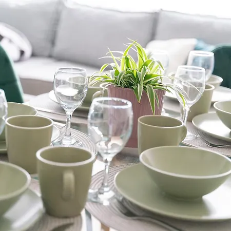 Tammsaare Residence- 4 Rooms, Free Parking Appartement *