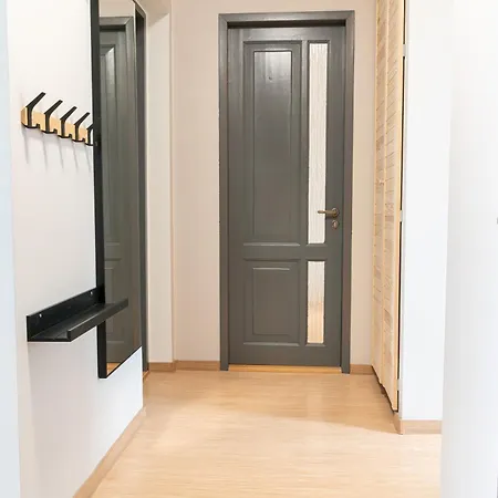 Tammsaare Residence- 4 Rooms, Free Parking Appartement *