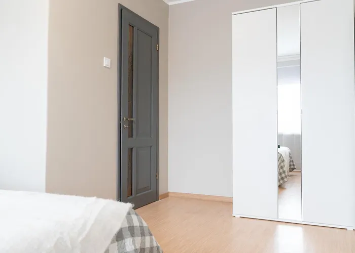 Appartement Tammsaare Residence- 4 Rooms, Free Parking Pärnu